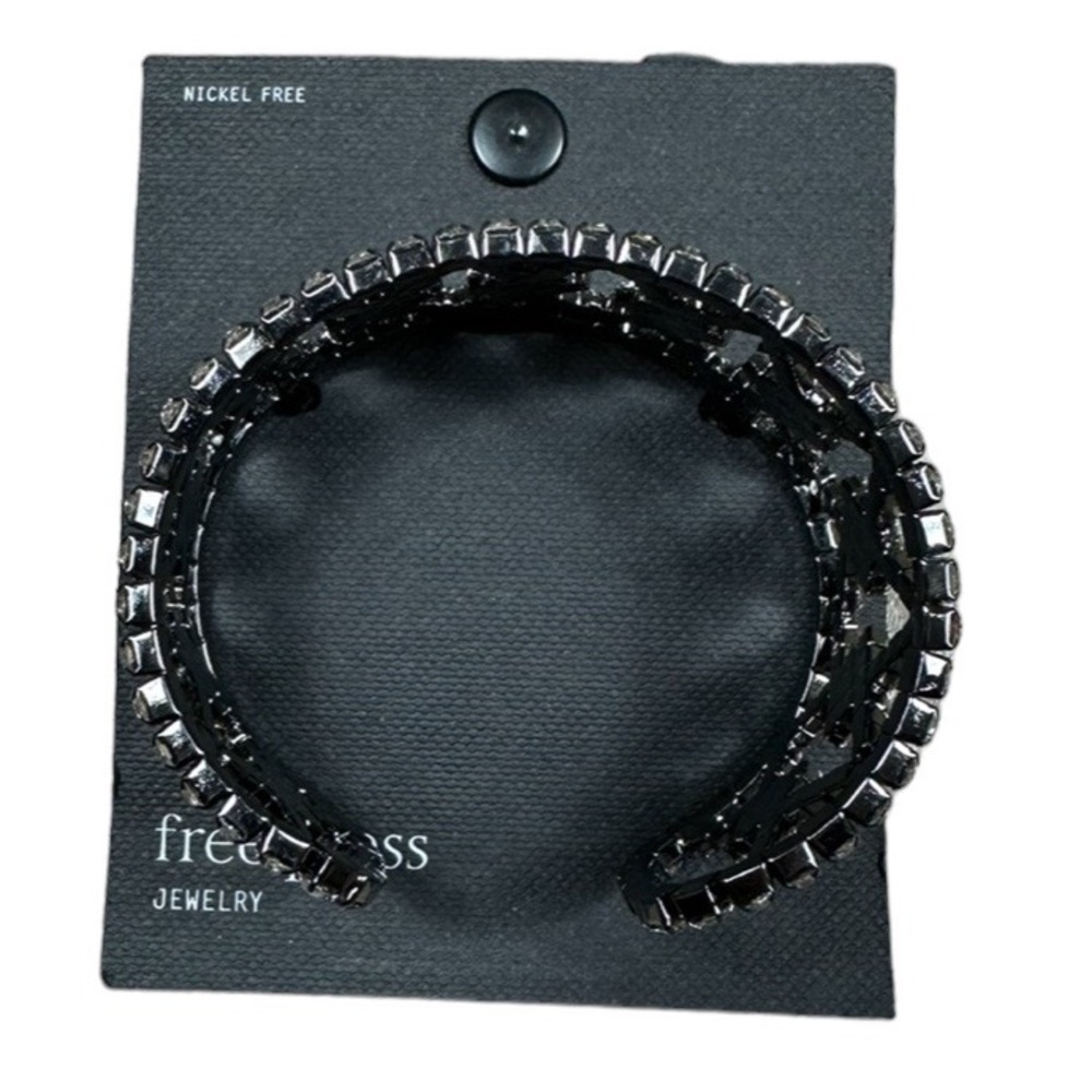 FREE PRESS: NWT Rhinestone Criss-Cross Cuff Bracelet - Picture 2 of 8